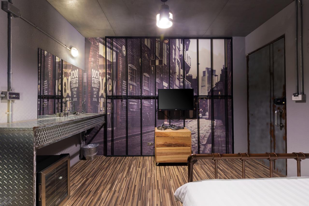 和平公獄監獄文旅 近東大門夜市 Peace Prison Cafe Inn Hualien City Exterior photo